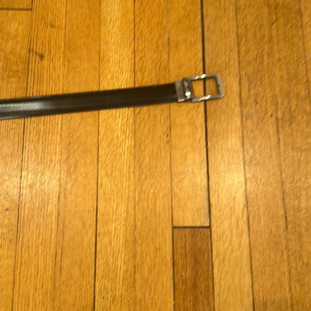 Men’s Perry Ellis belt